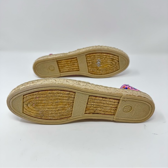 NWOT Fabiolas Handcrafted Pink Floral Silk Espadrilles - Picture 2 of 7